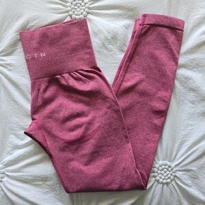 NVGTN Crimson Curve Seamless Leggings